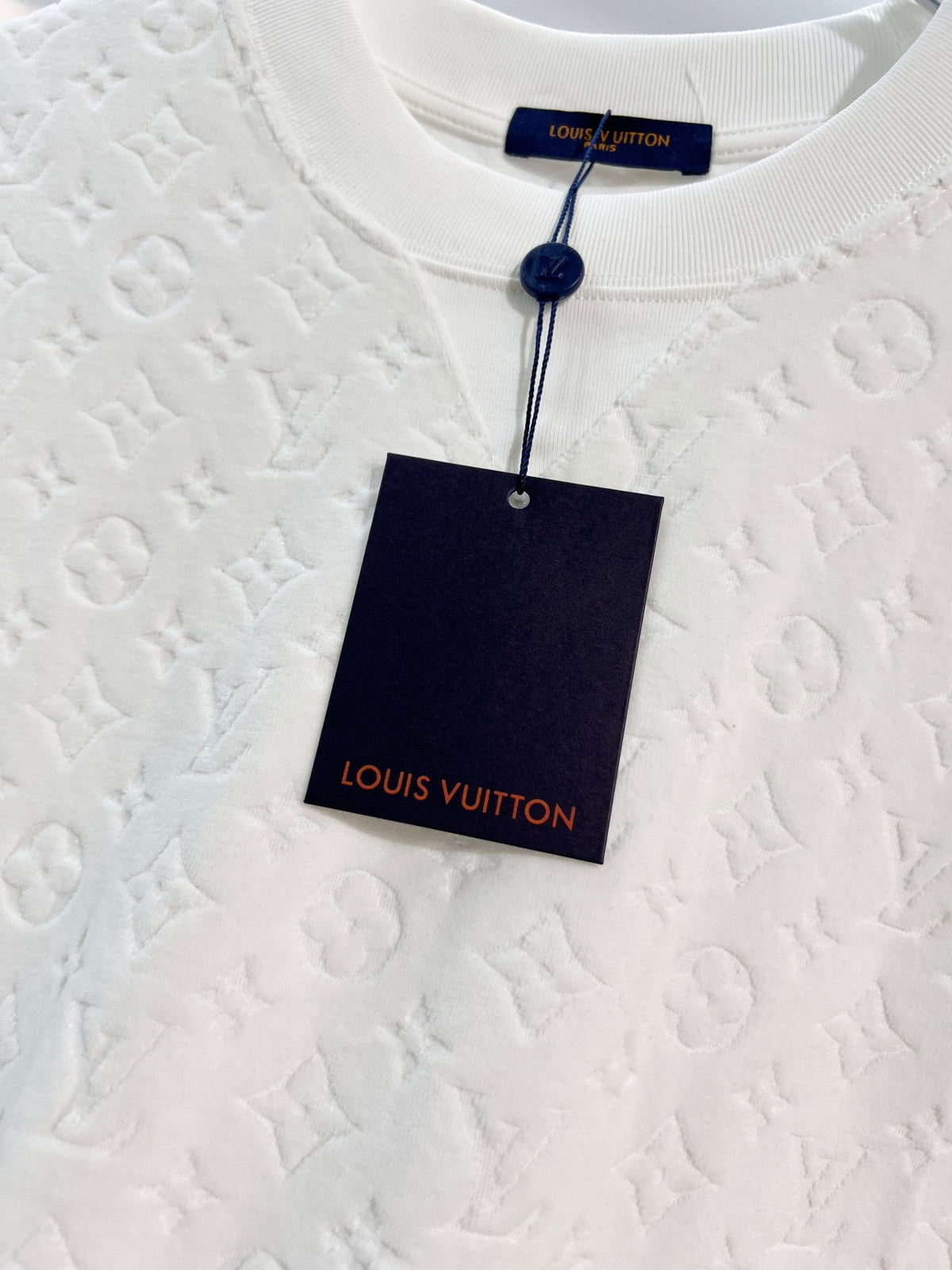 Dark patterned jacquard clover letter t-shirt