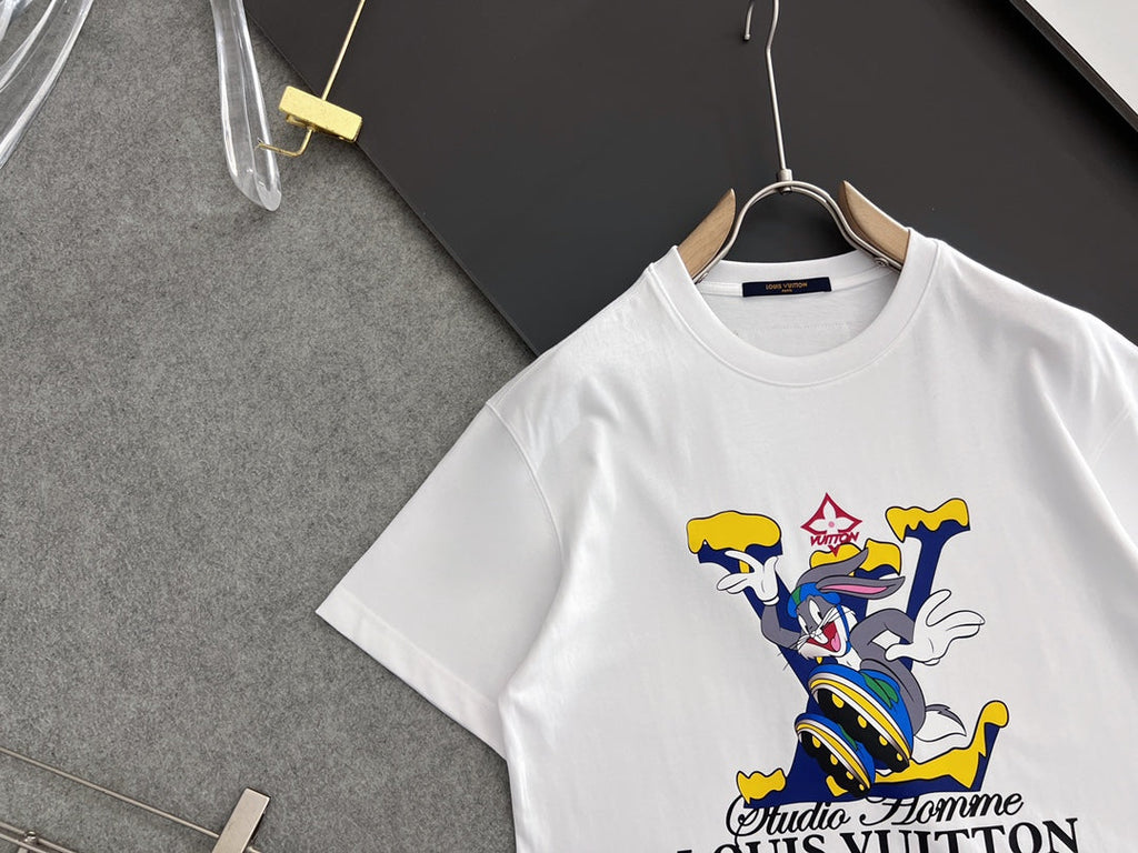 Summer new round neck short sleeved T-shirt!