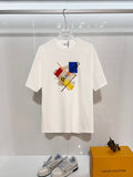 Color blocked graffiti letter round neck T-shirt