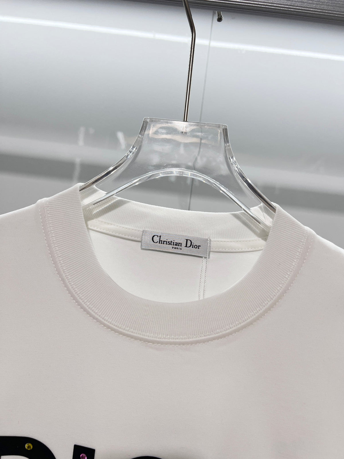 Colorful diamond embellished offset letter round neck T-shirt