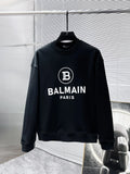 New long sleeved round neck sweatshirt