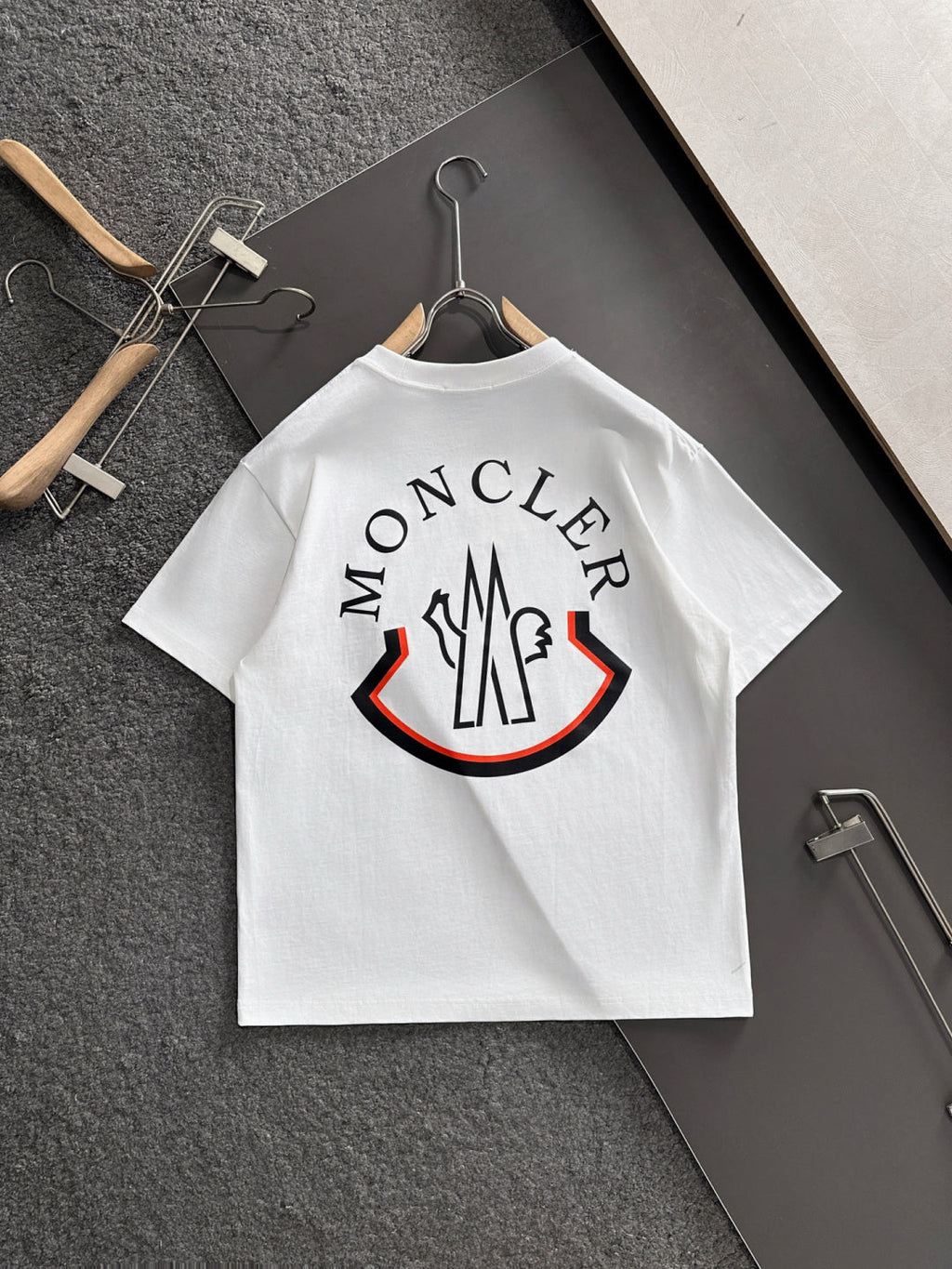 Summer new round neck short sleeved T-shirt