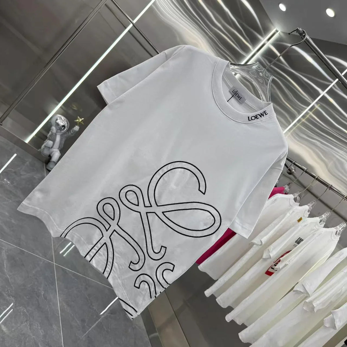 Autumn and winter new round neck short sleeved shirt