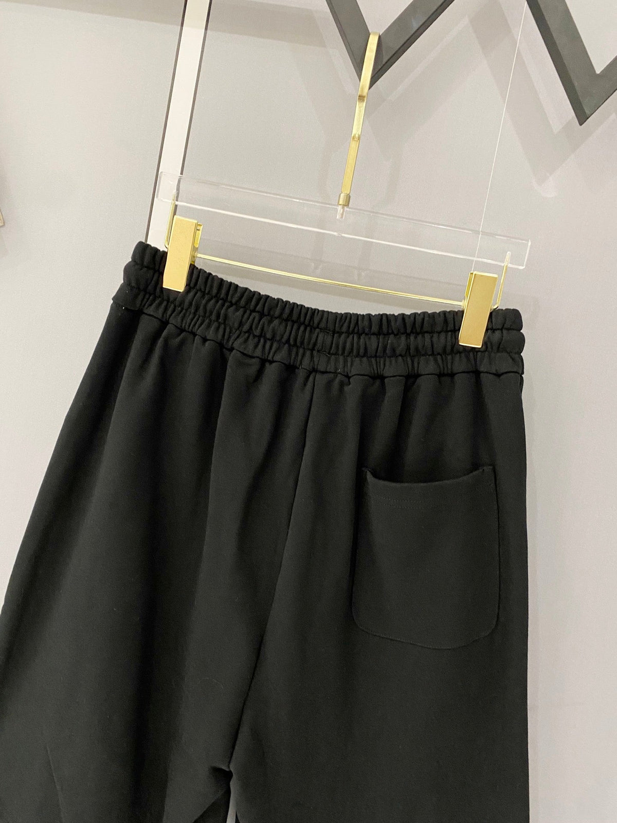 Classic letter embroidered casual shorts