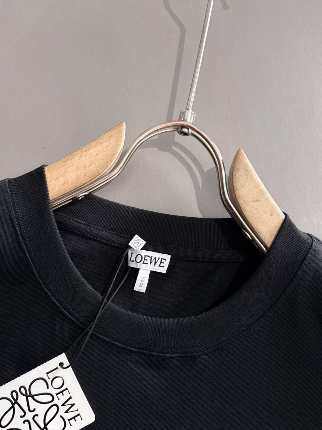 New embroidered letter T-shirt