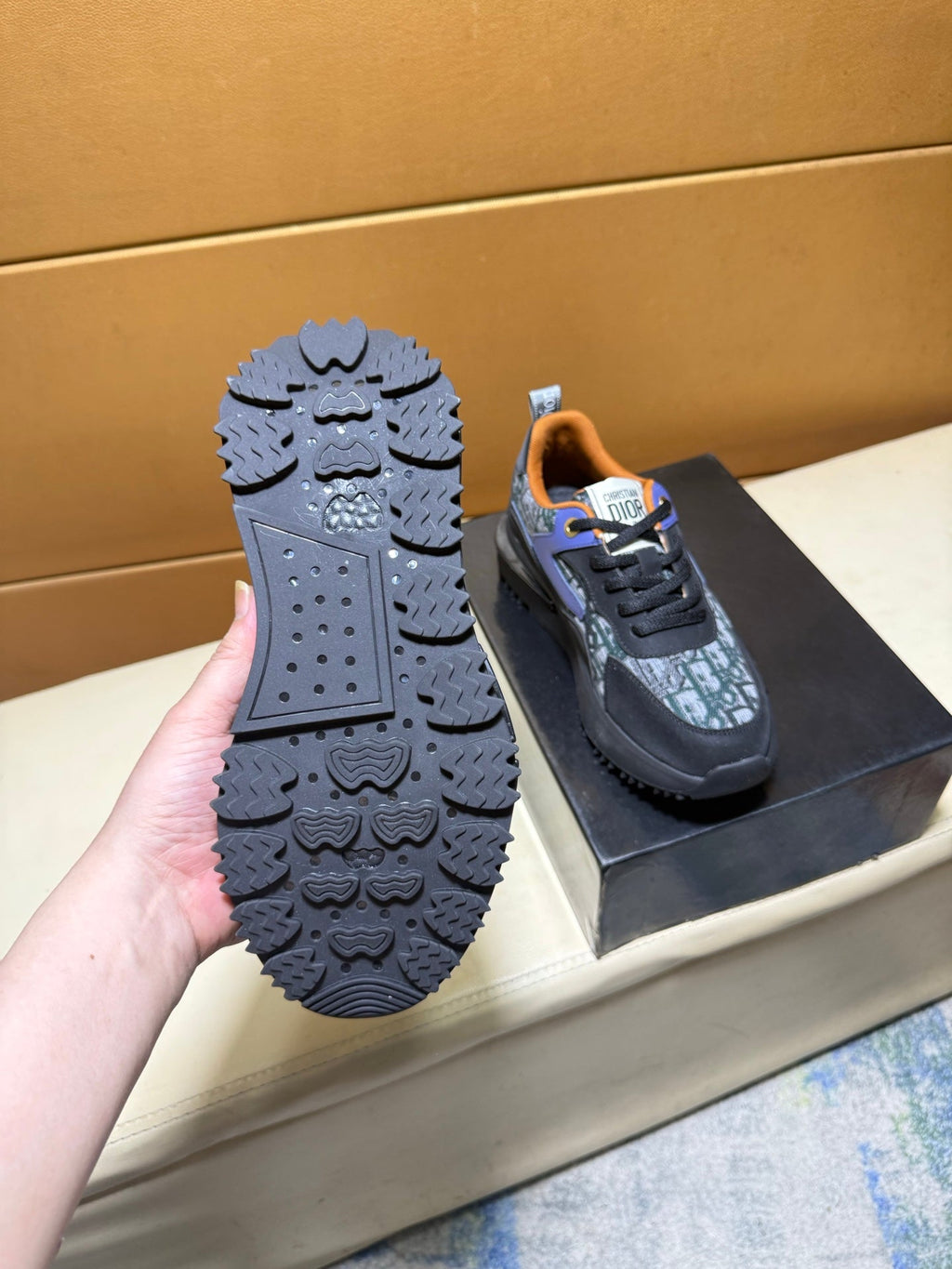 🏃 Casual shoes are a must-have for trendy men