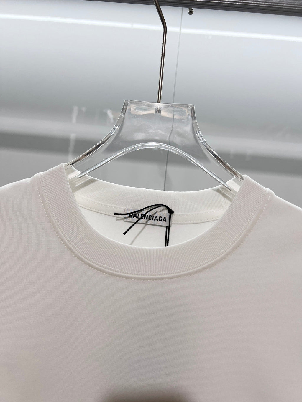 Chest patch splicing yellow adhesive tape offset letter round neck T-shirt