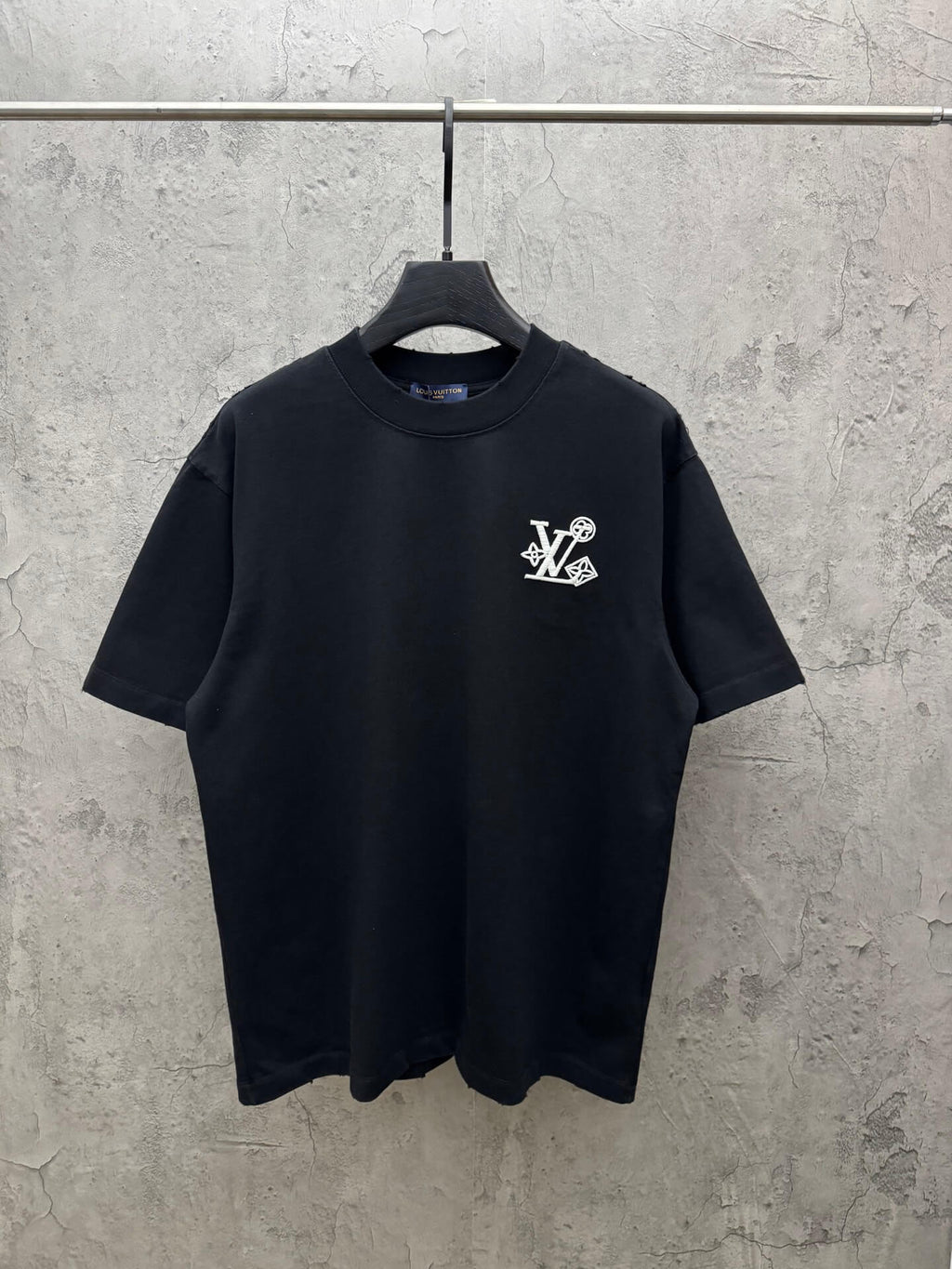Color-Changing Embroidery T-Shirt