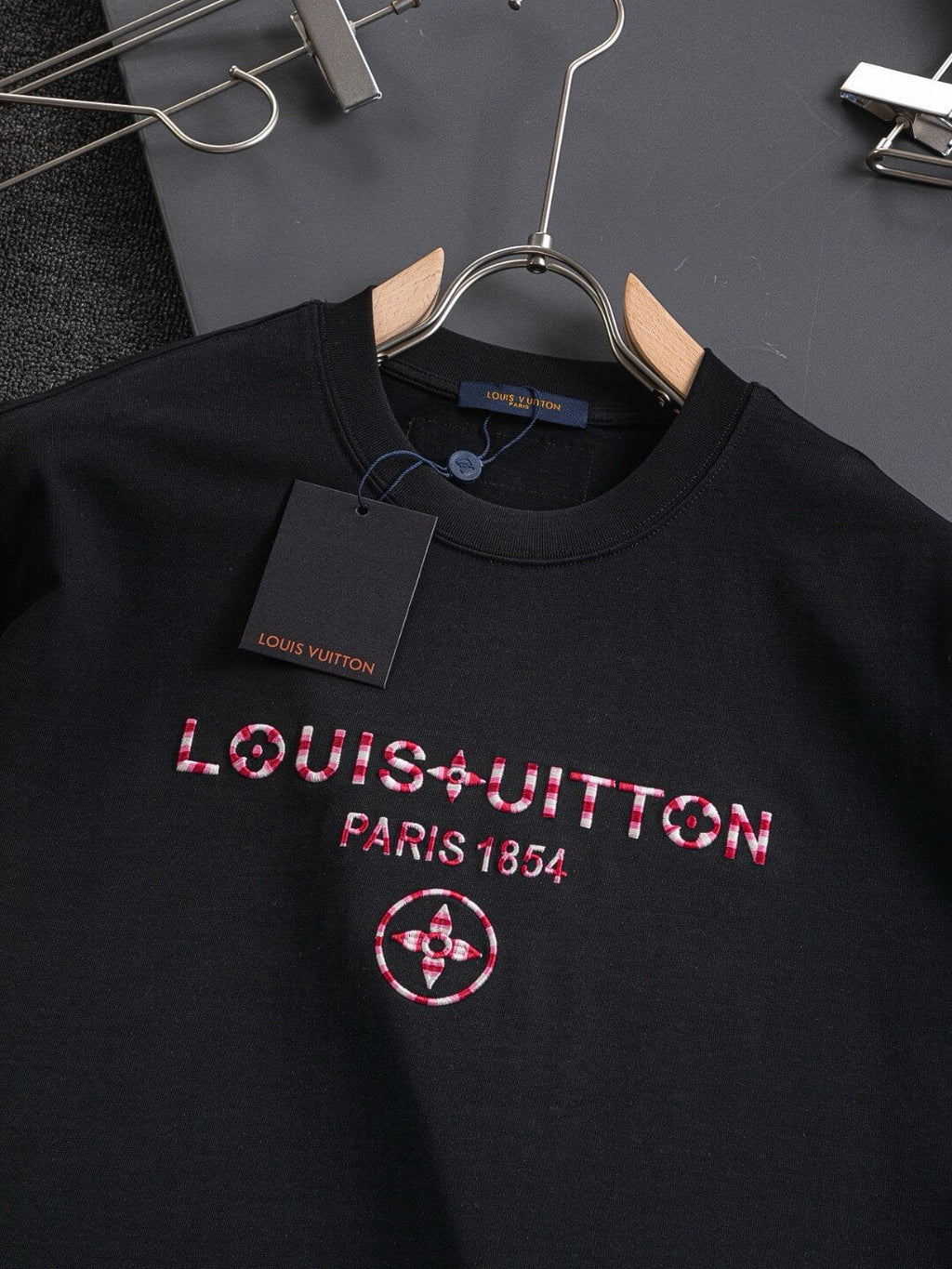 Three-Dimensional Embroidery T Shirt