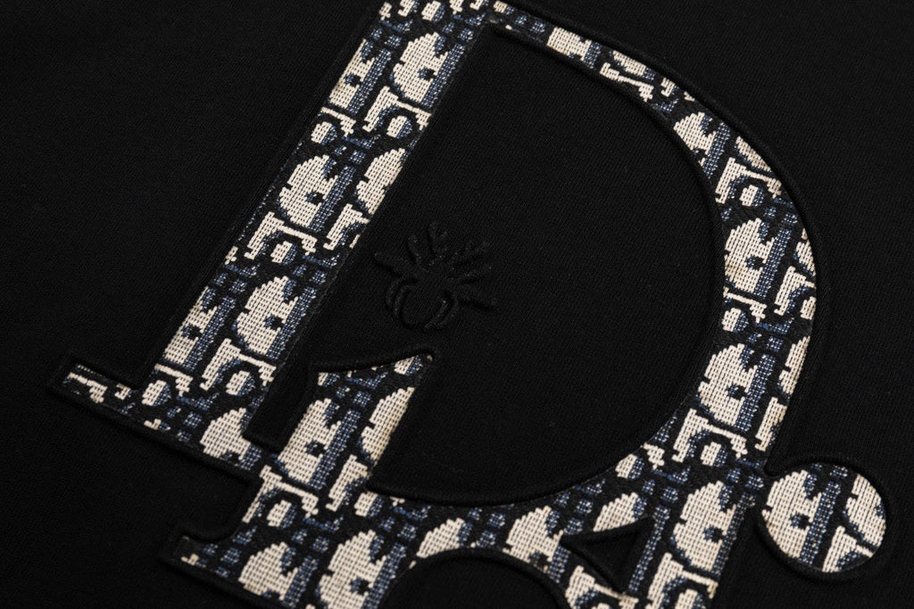 High quality textured jacquard letter patchwork embroidered T-shirt