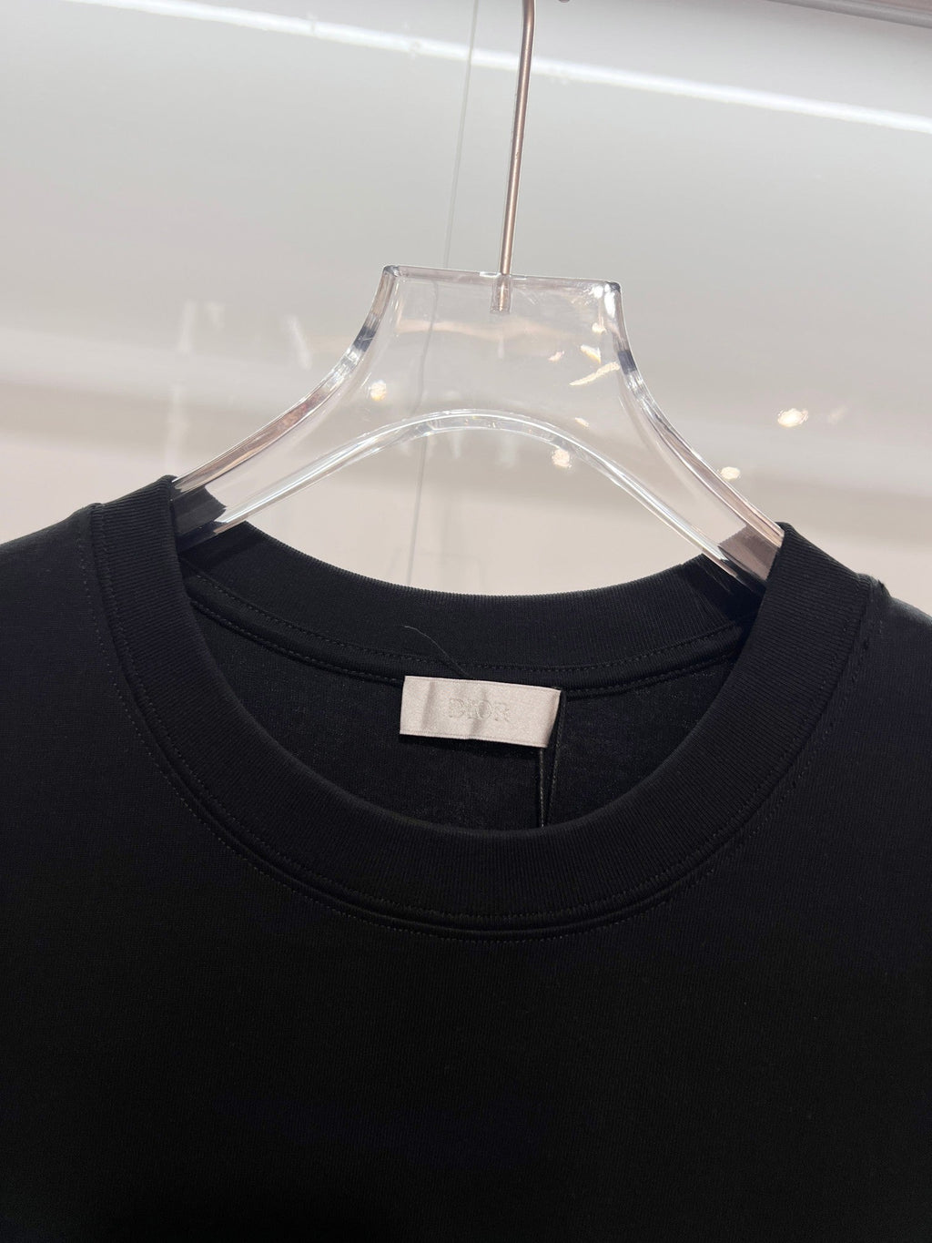 New Color blocked Ten Thousand Needle Embroidered Bee Letter Short Sleeve