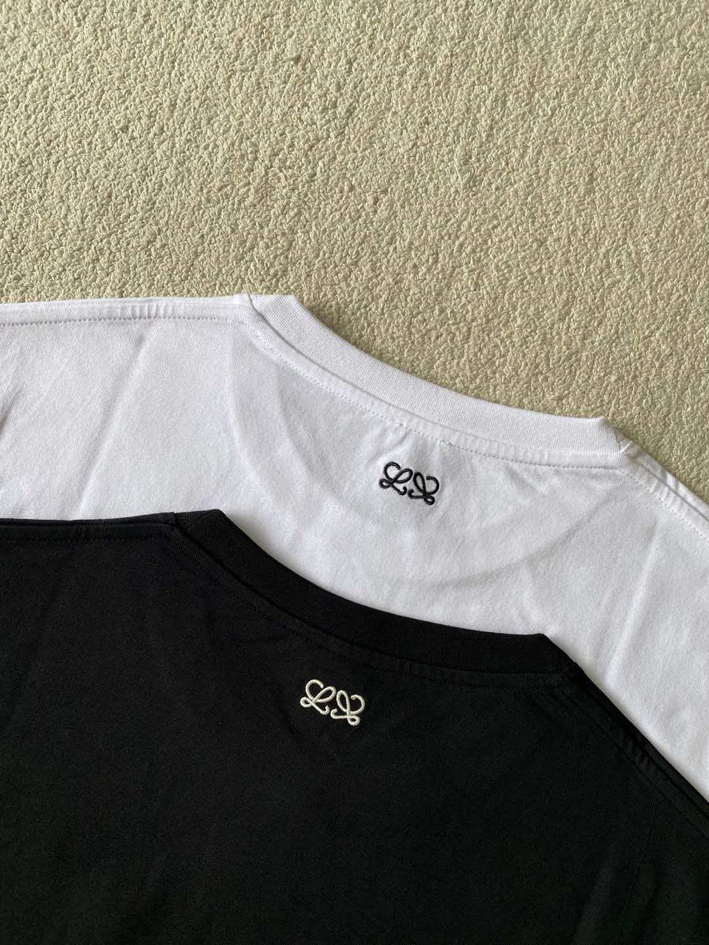 Ghost pattern round neck short sleeved shirt