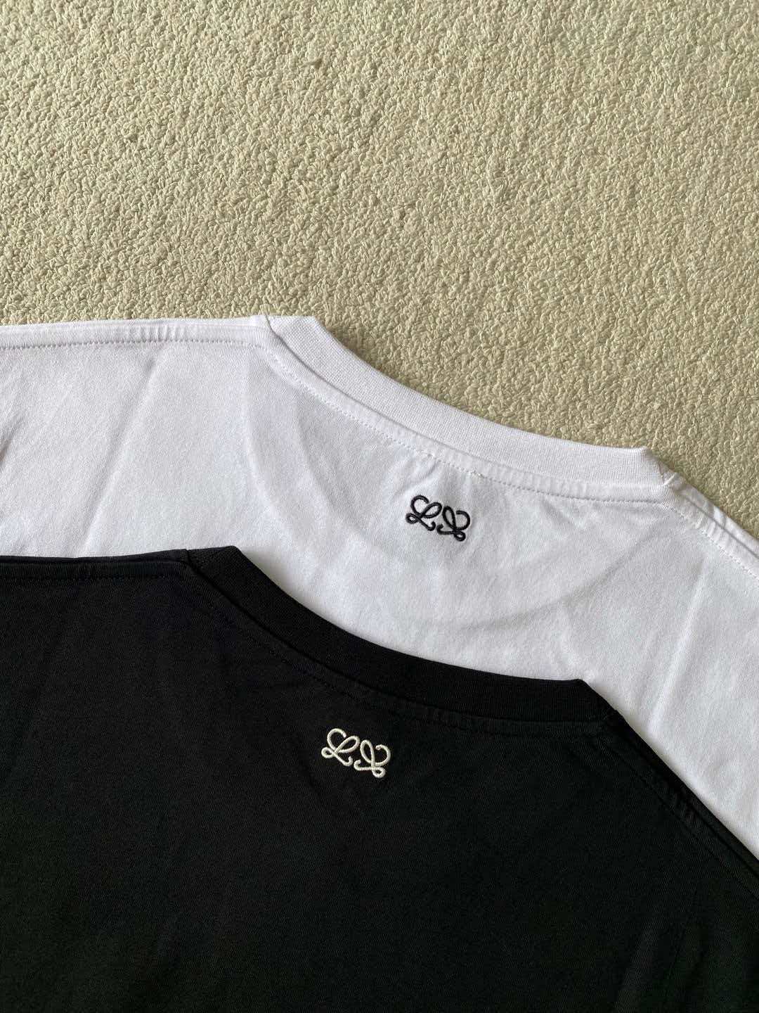 Ghost pattern round neck short sleeved shirt