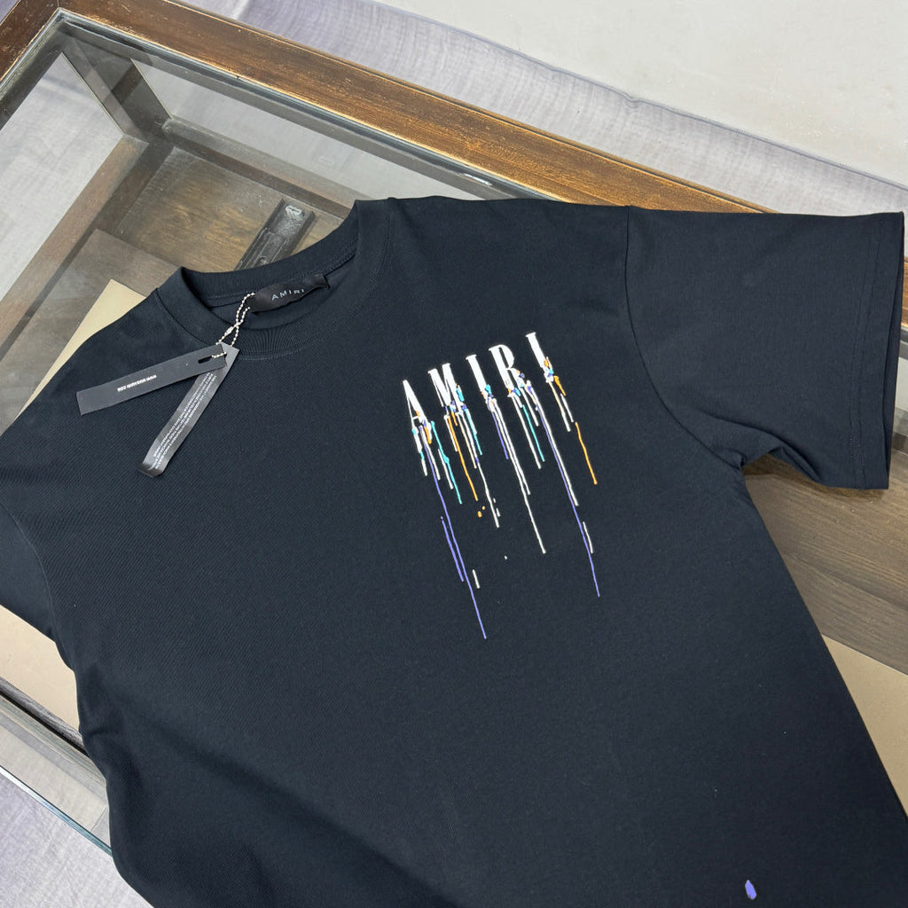 Latest short sleeved round neck T-shirt