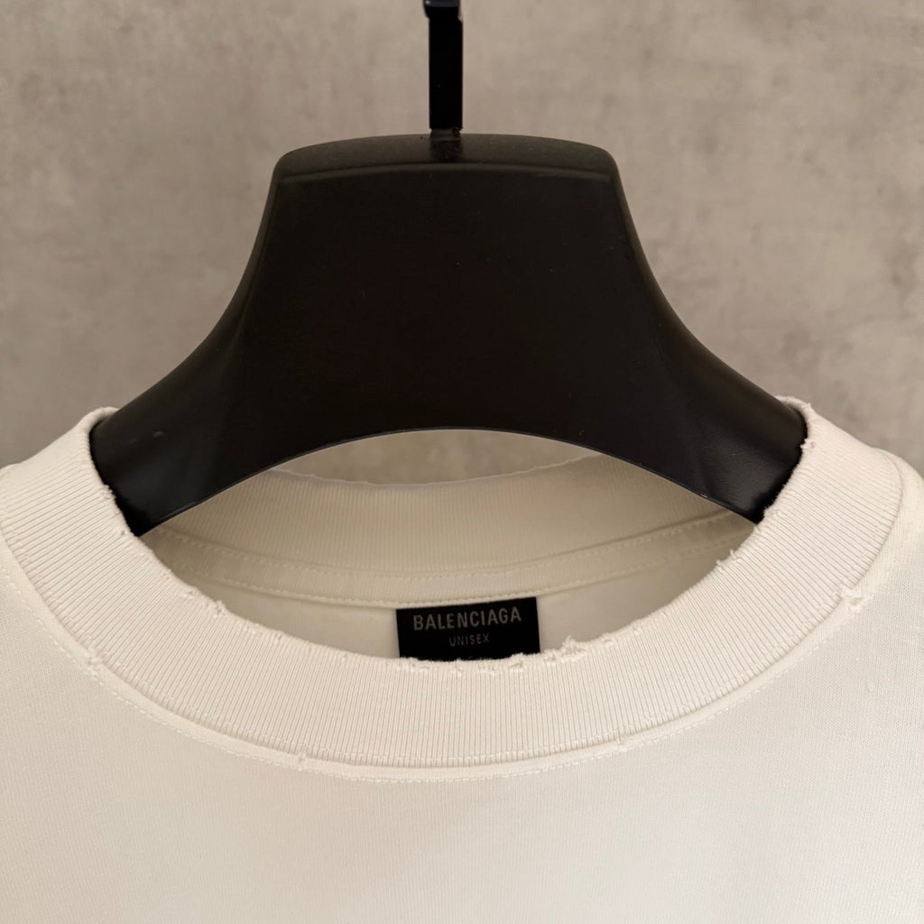 Embroidered short sleeved T-shirt