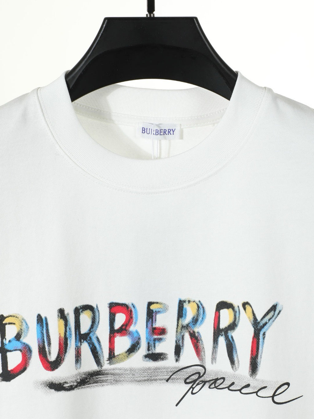 Simplified Alphabet Logo Vine Drawing T-shirt