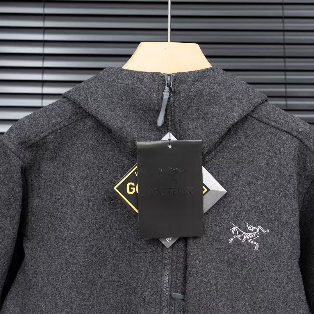 Hot selling embroidered hooded jacket