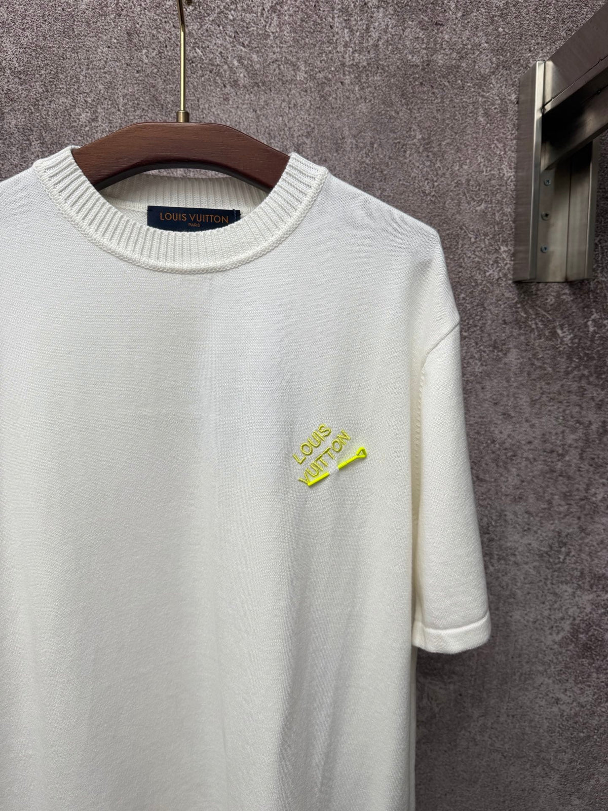 Pin Embroidered Knitted Short Sleeve T-shirt