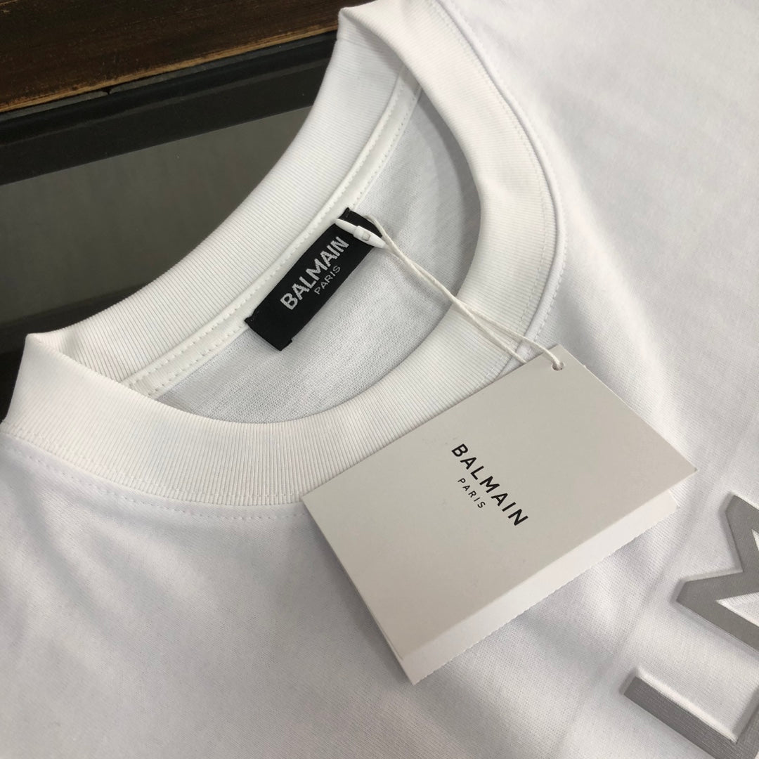 Adhesive printed letter round neck short sleeved T-shirt