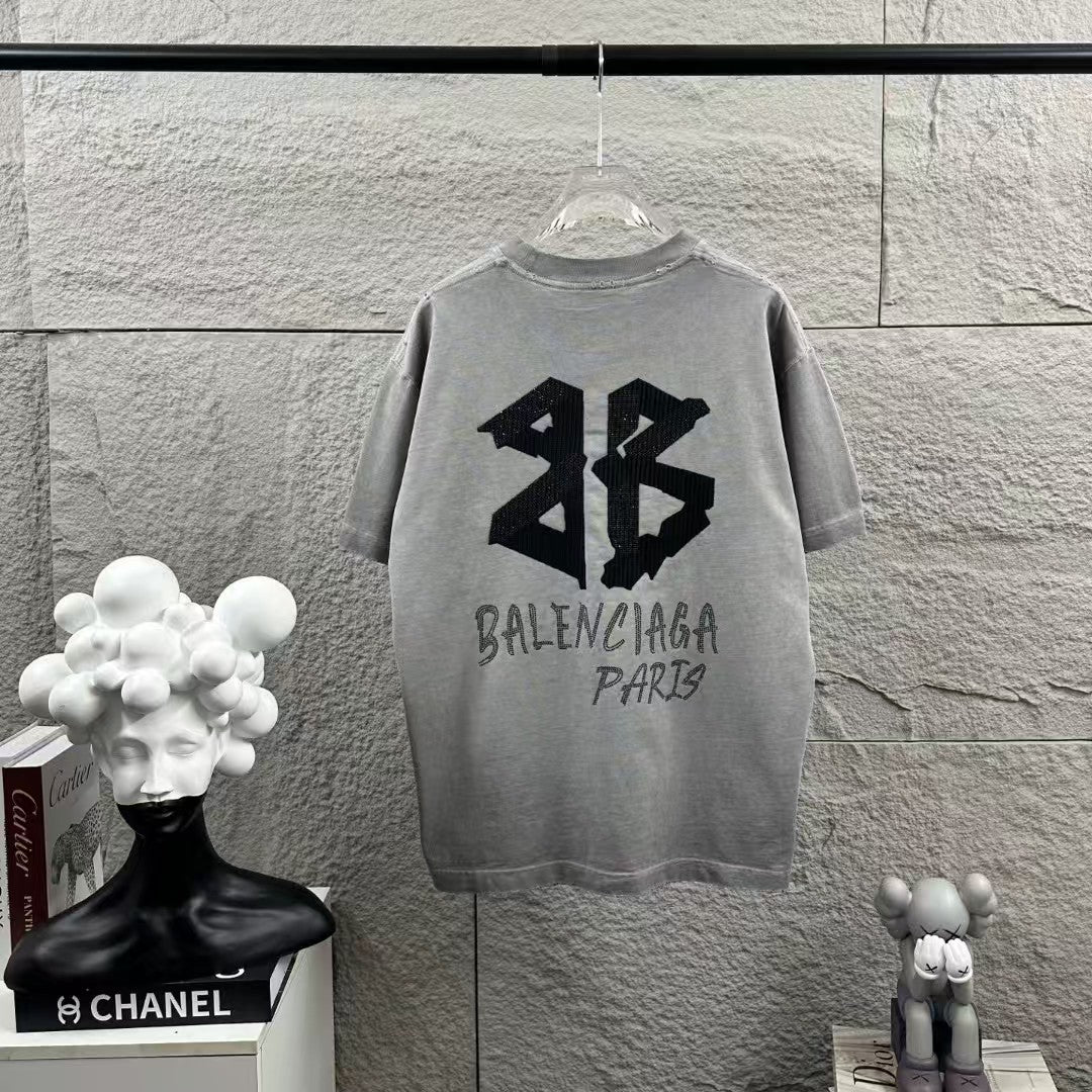 New style embroidered and rhinestone T-shirt