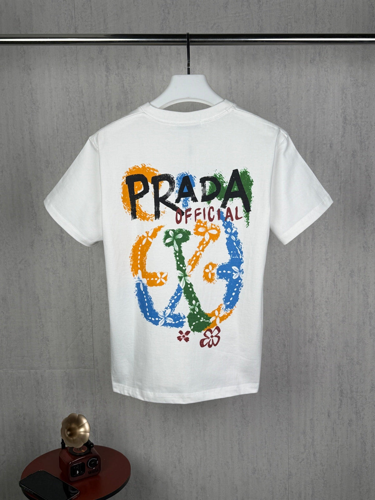 Hand drawn graffiti pattern unisex T-shirt