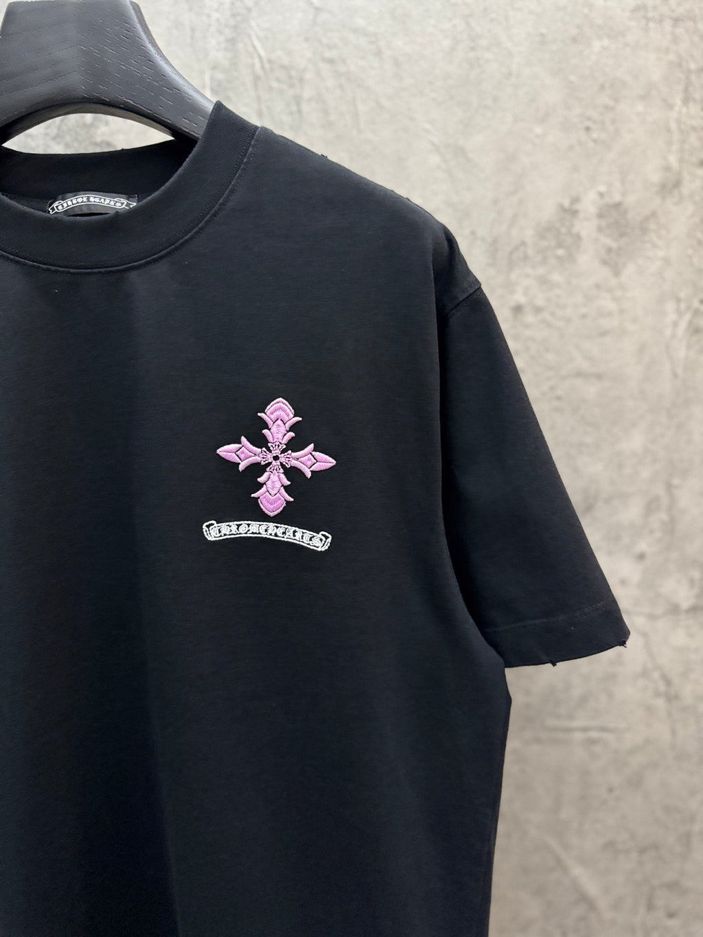 3D Embroidery UV Color Changing Short Sleeve