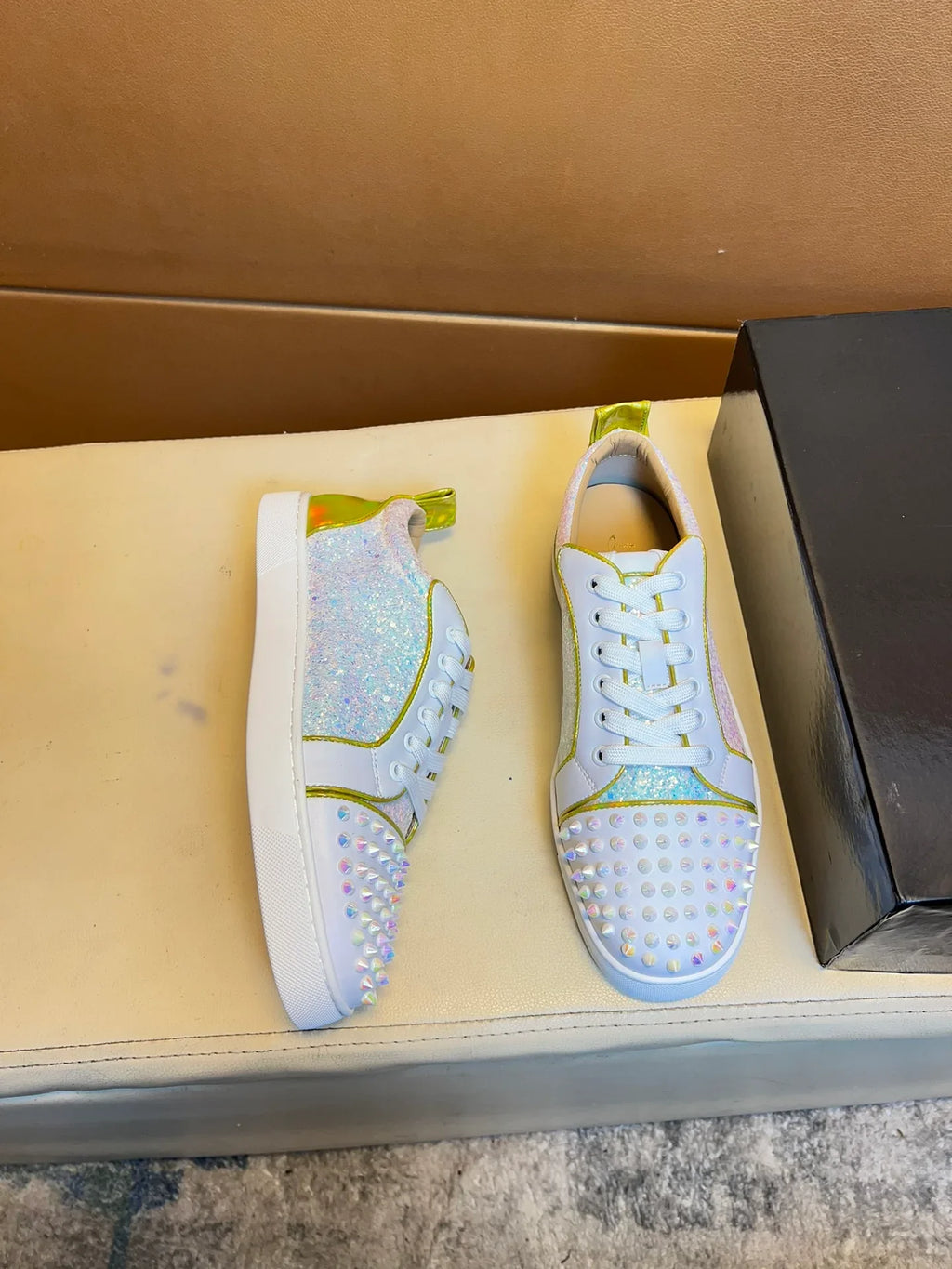 New men's shoes