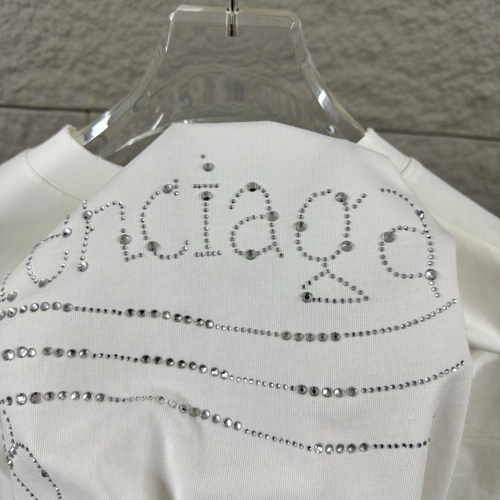 Wear and tear washed short sleeved T-shirt with distressed holes for both men and women
