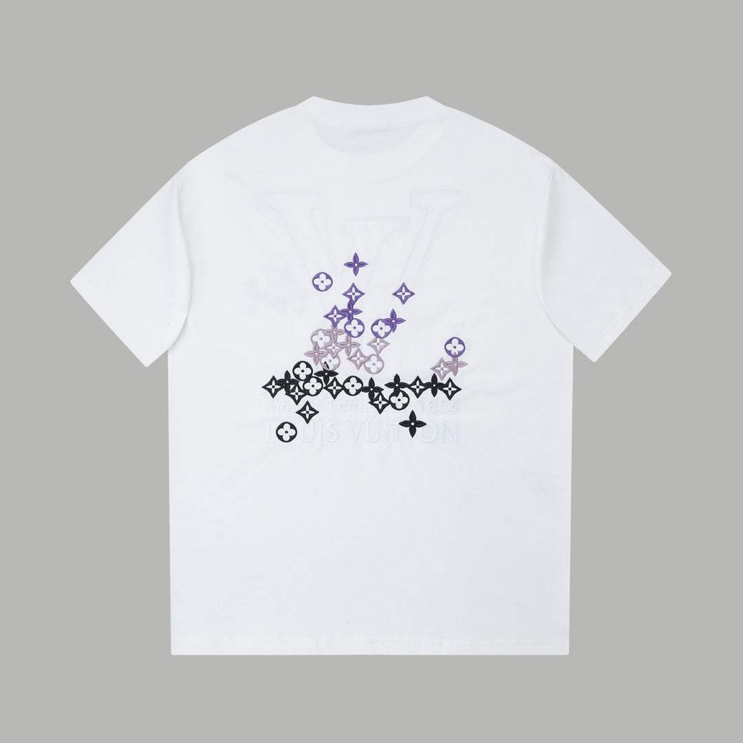 Contrast embroidered T-shirt