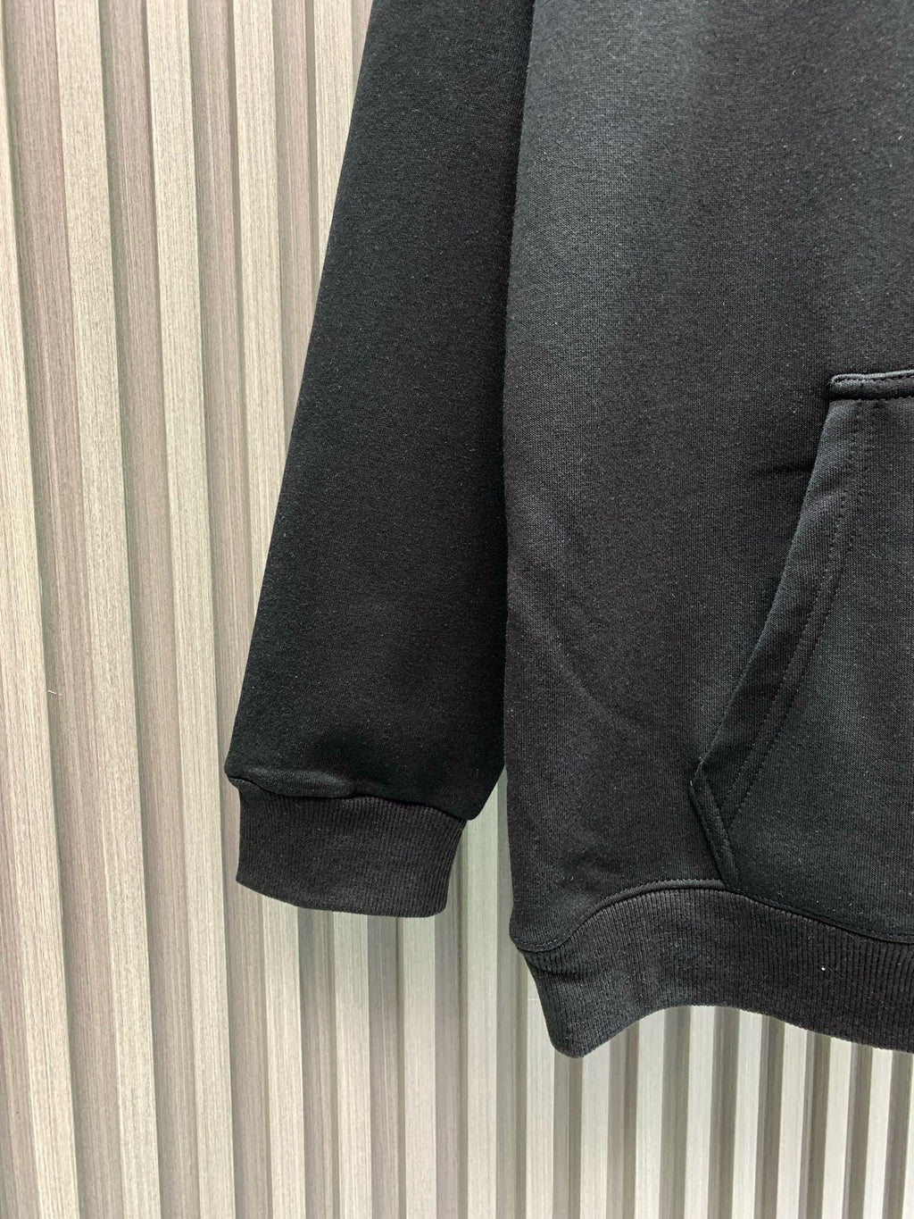 New printed hooded sweatshirt