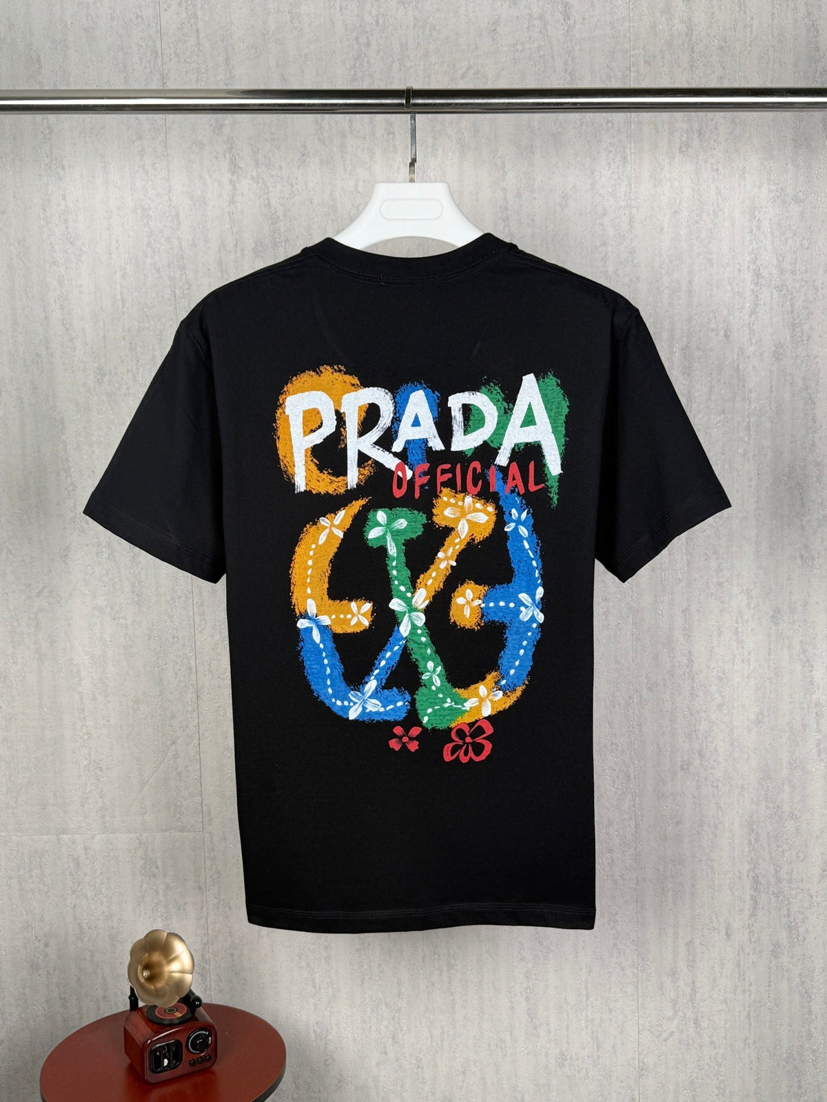 Hand drawn graffiti pattern unisex T-shirt