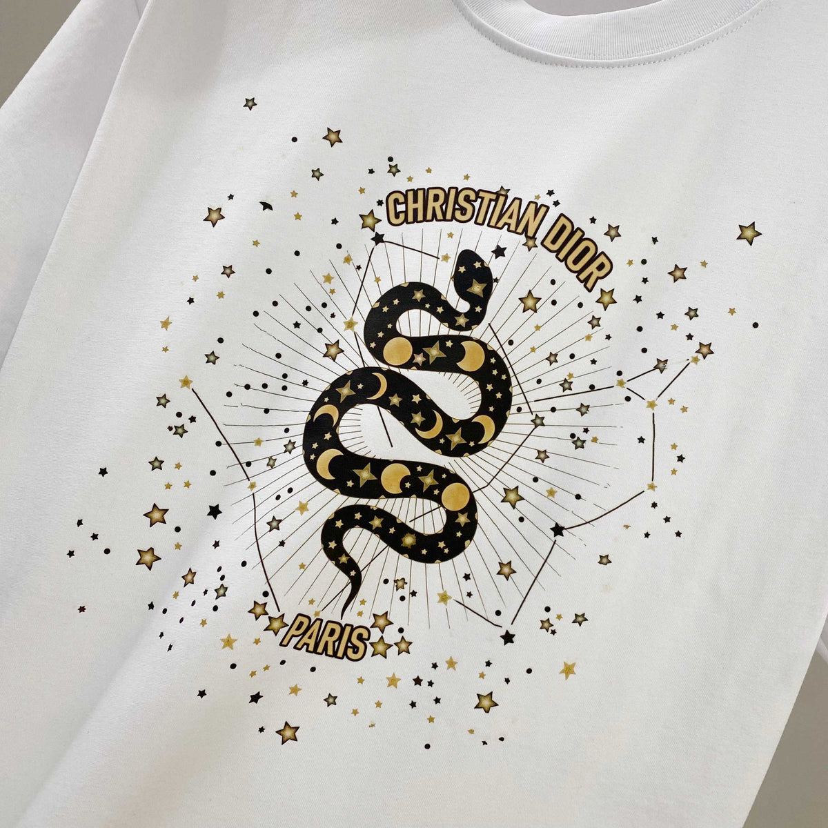 Chest sticker printed logo round neck short sleeved T-shirt 10