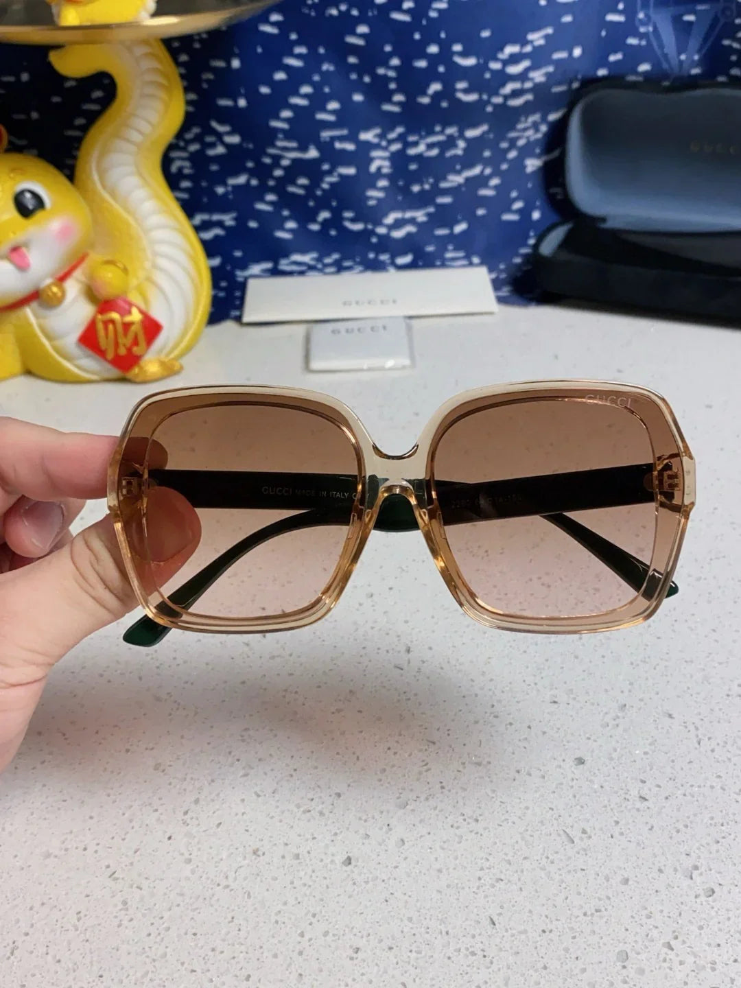 Fashionable European and American style concealed sunglasses
