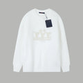 Embroidered pearl micro label round neck sweater