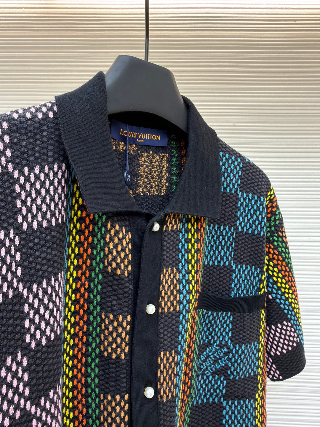 Color blocked jacquard single breasted short sleeved shirt