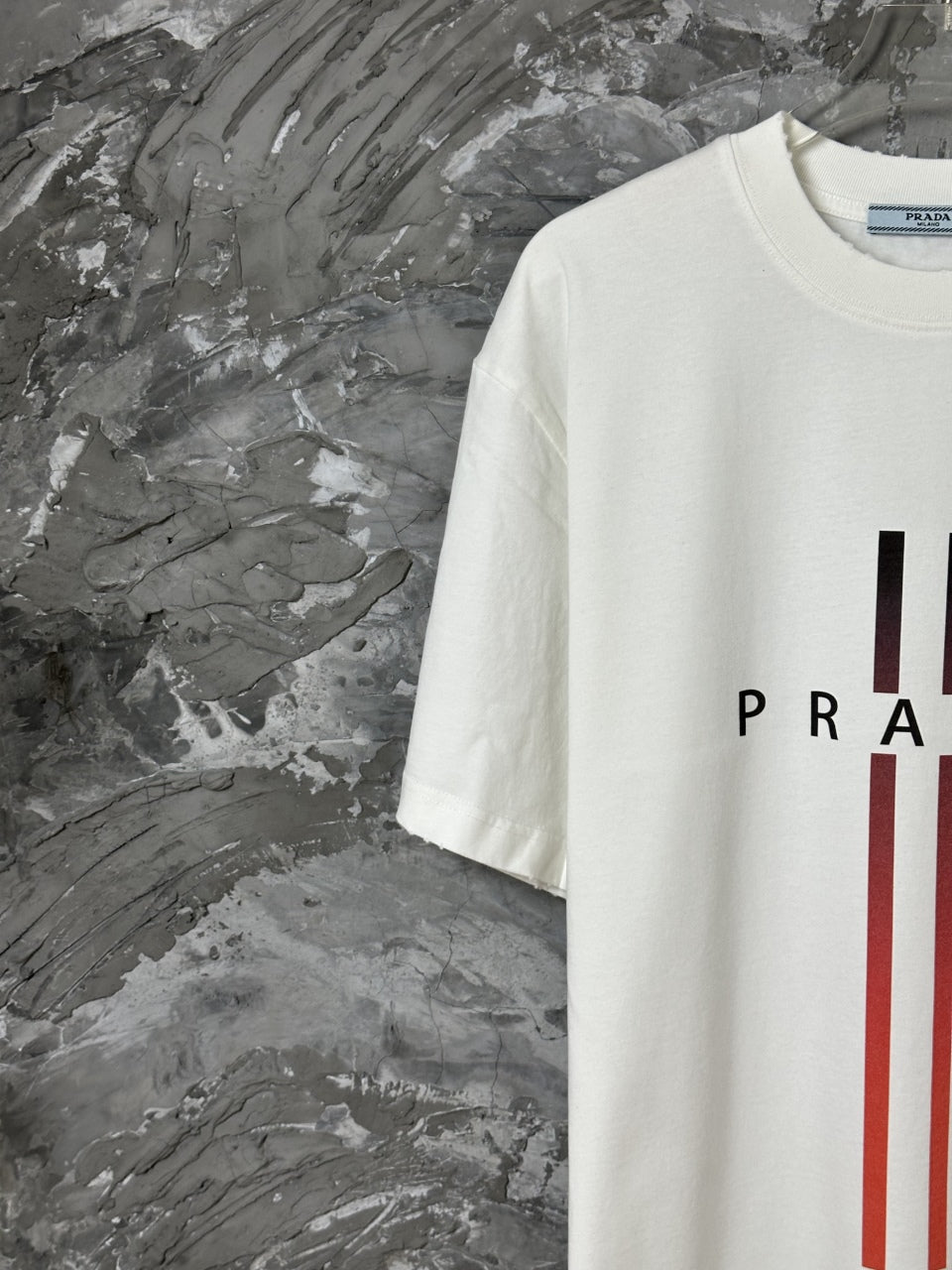 Loose fit T-shirt for both men and women