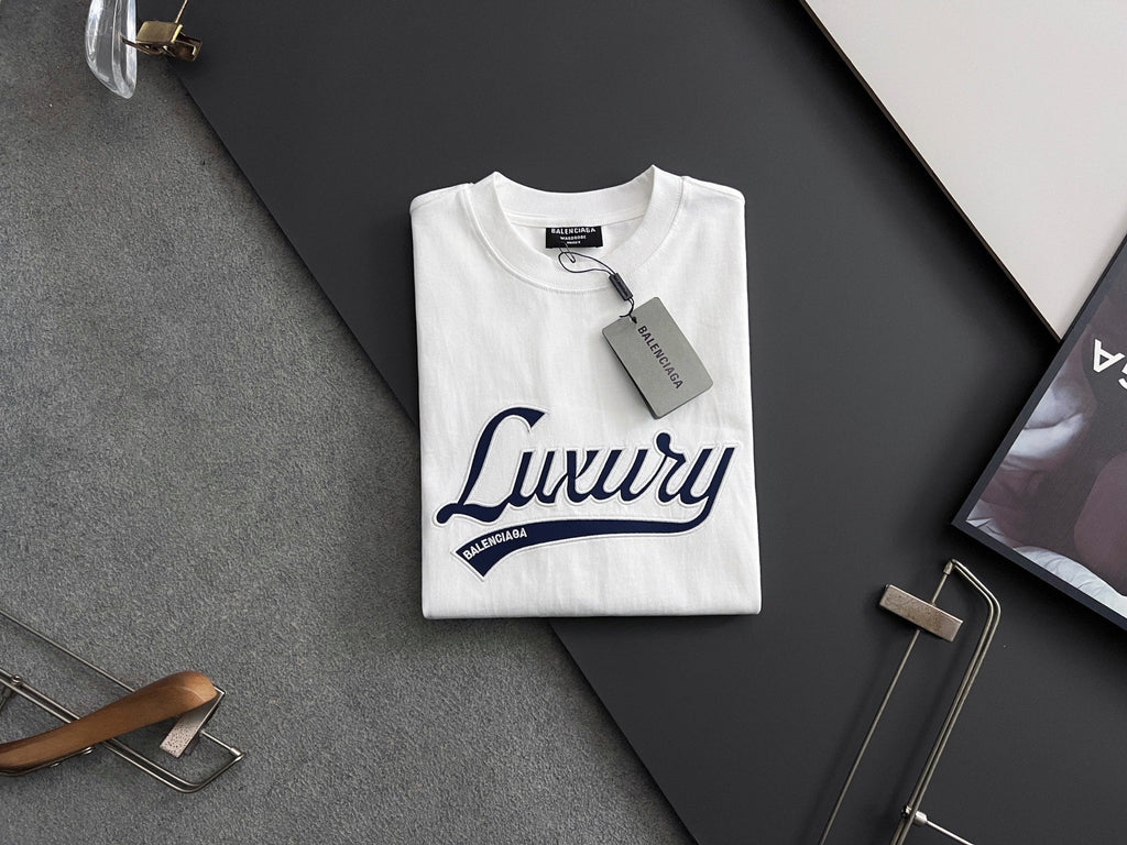 Embroidered logo T-shirt with fabric on the chest