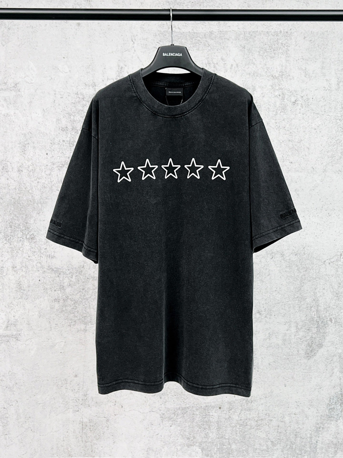 Latest Pattern Paper Tape Direct Spray Printed T-shirt