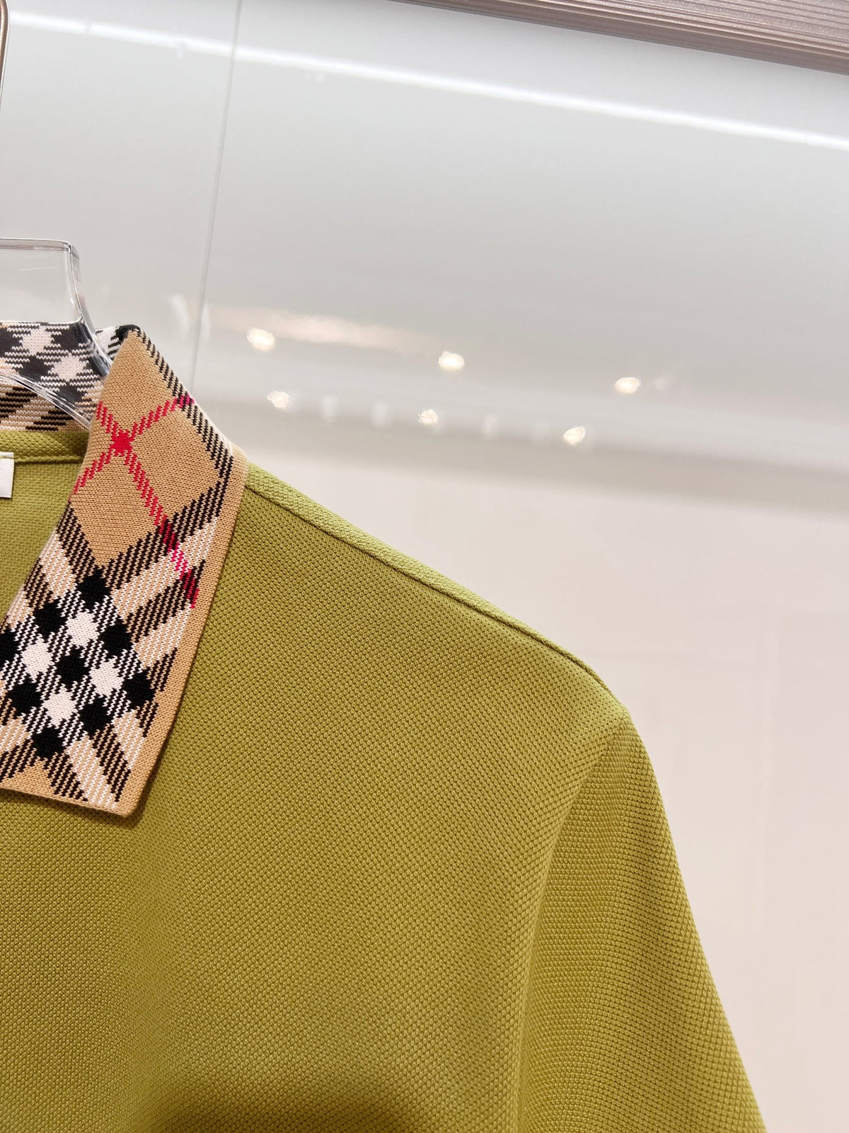 Color blocked flat collar classic plaid collar letter polo shirt
