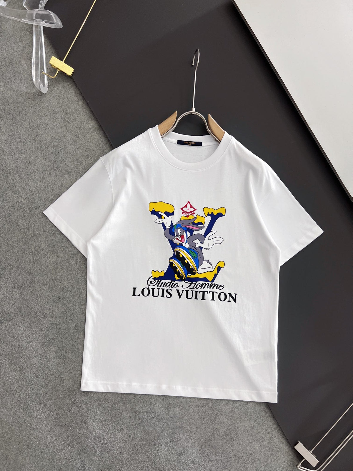 Summer new round neck short sleeved T-shirt!