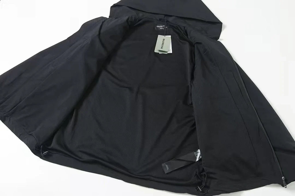 New printed hooded jacket
