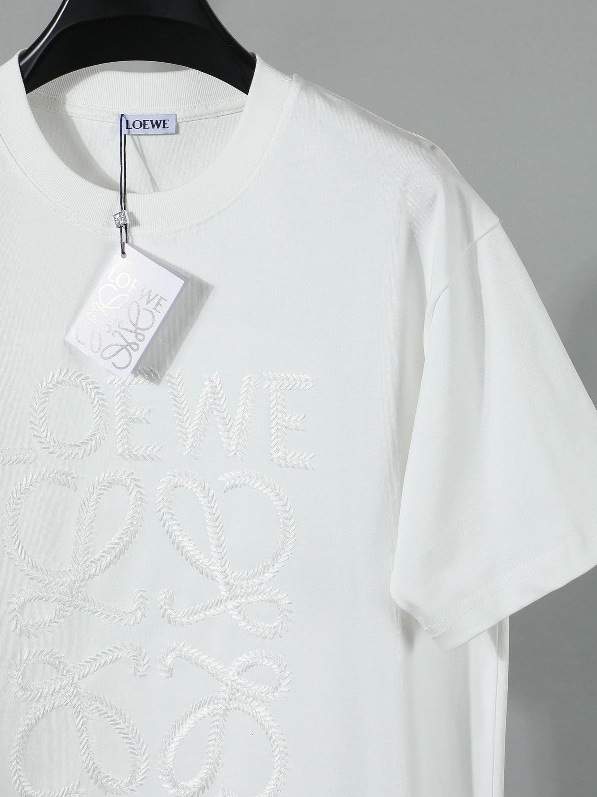 Trendy embroidered short sleeved shirt