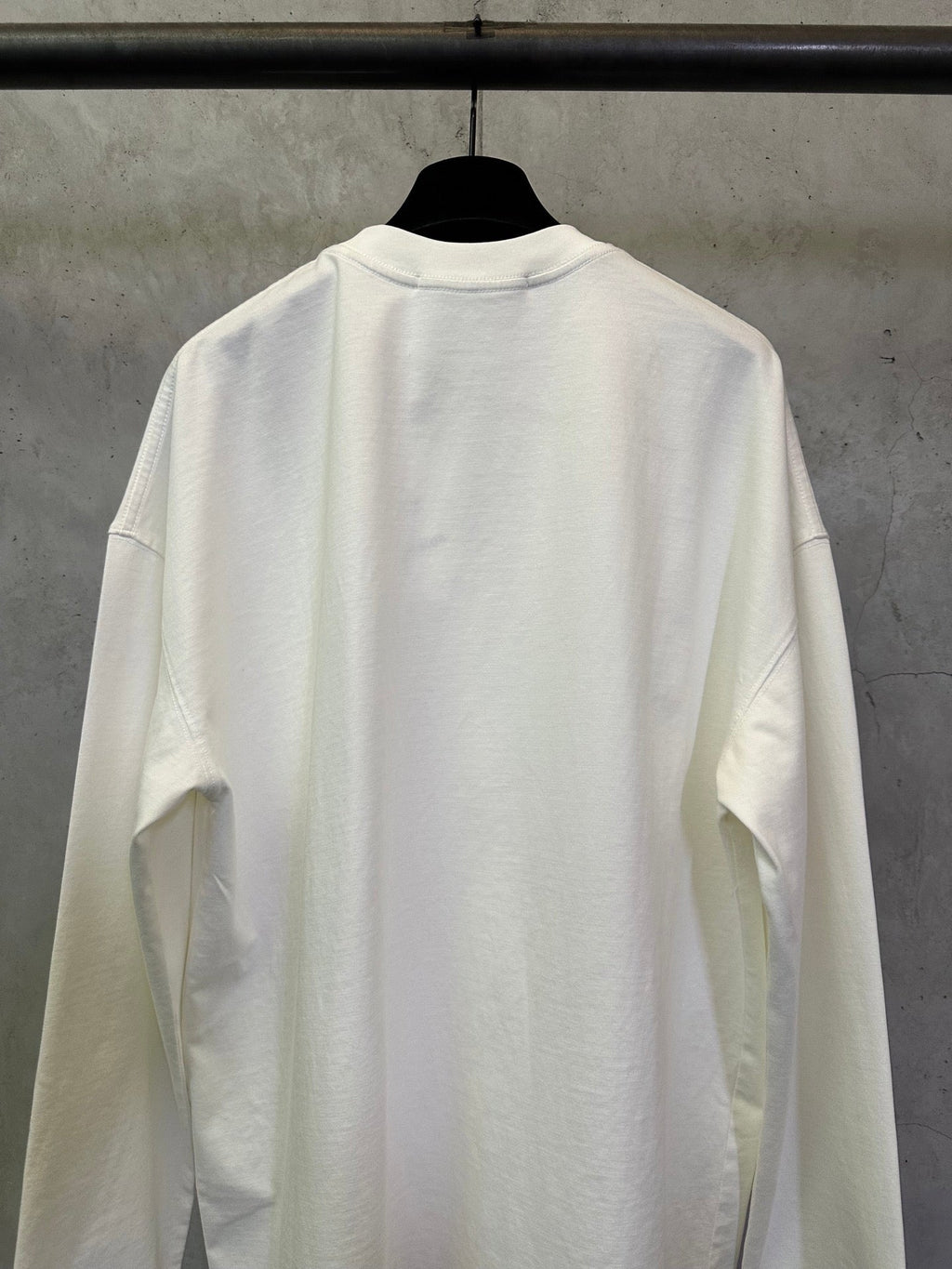 Large letter logo long sleeved T-shirt