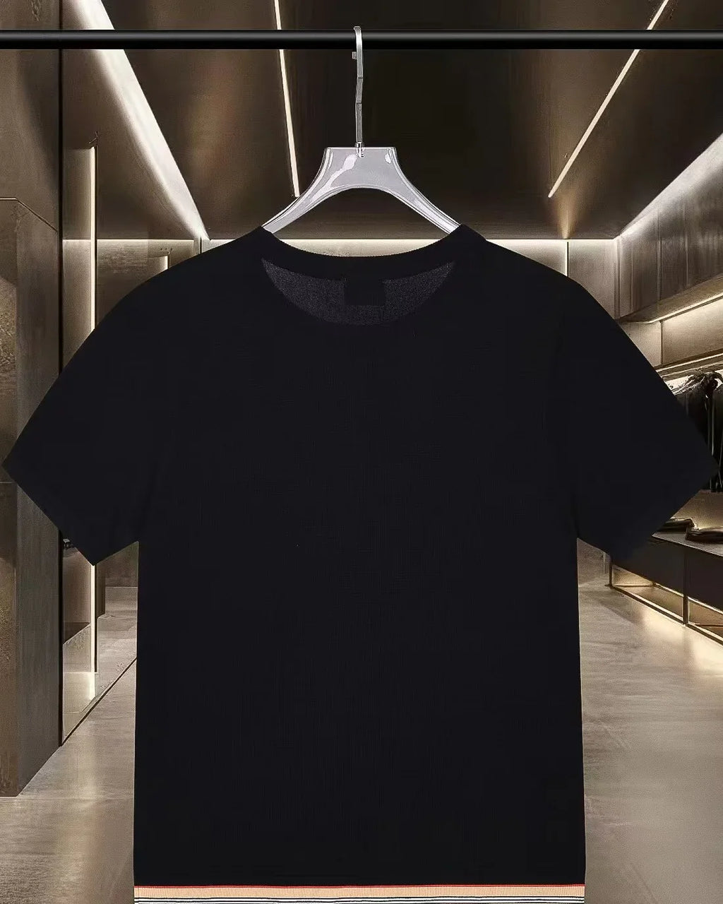New striped knitted casual short sleeved T-shirt