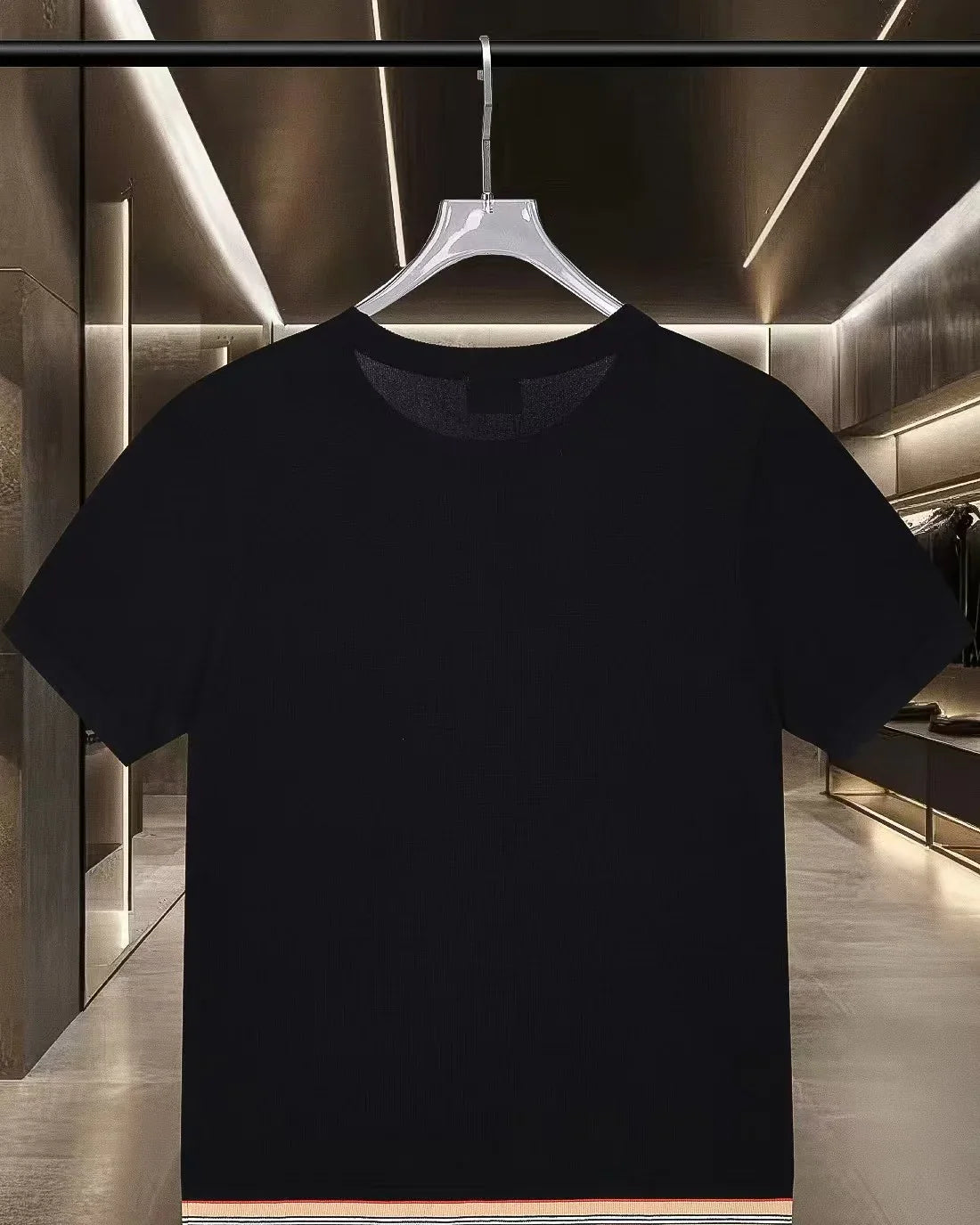 New striped knitted casual short sleeved T-shirt