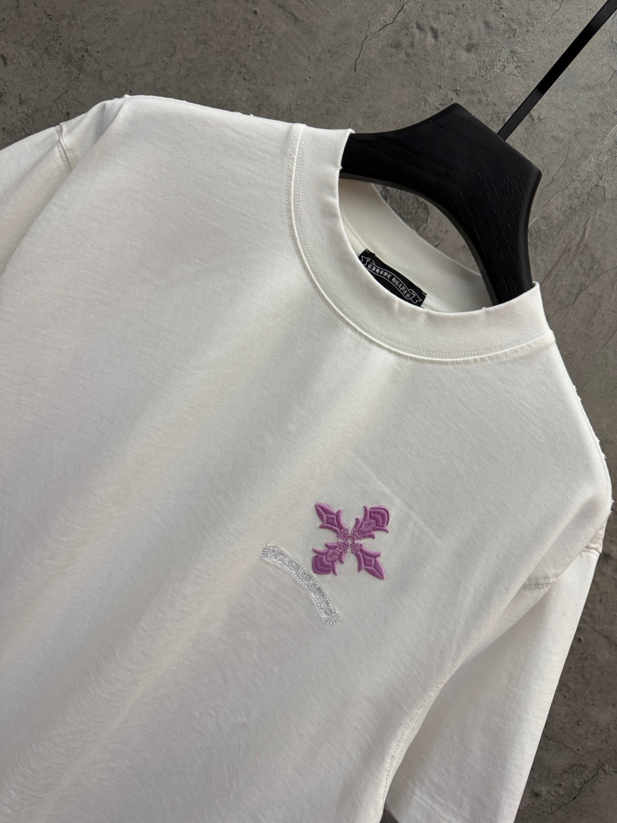 3D Embroidery UV Color Changing Short Sleeve