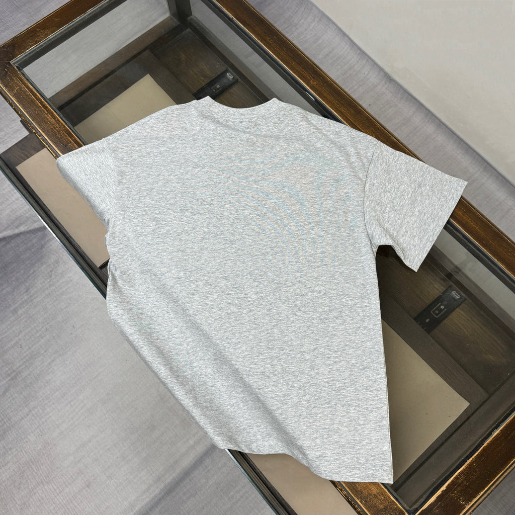 Latest short sleeved round neck T-shirt