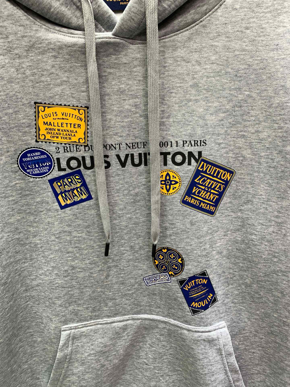 New printed hooded sweatshirt