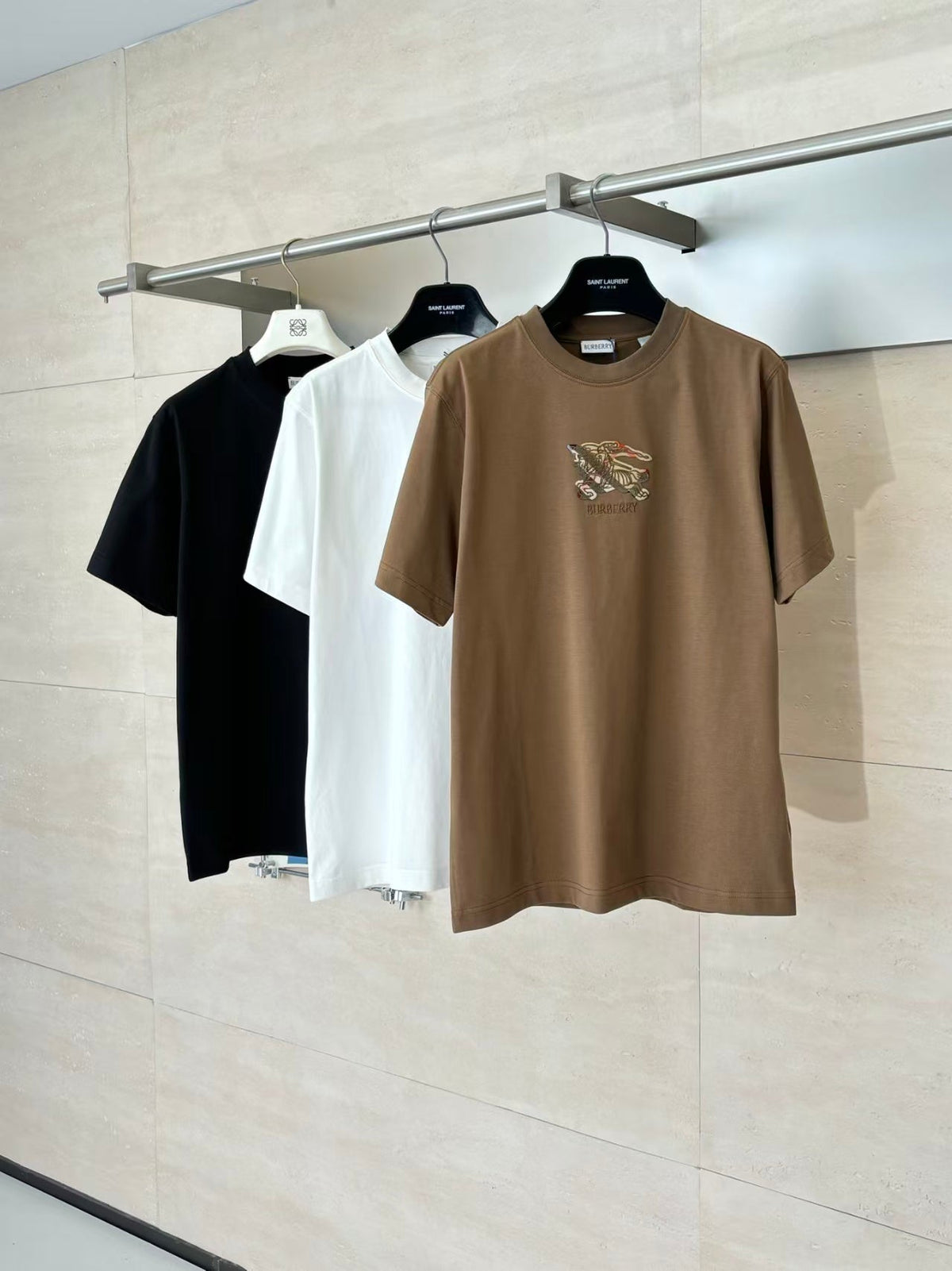 Plaid embroidered short sleeved T-shirt