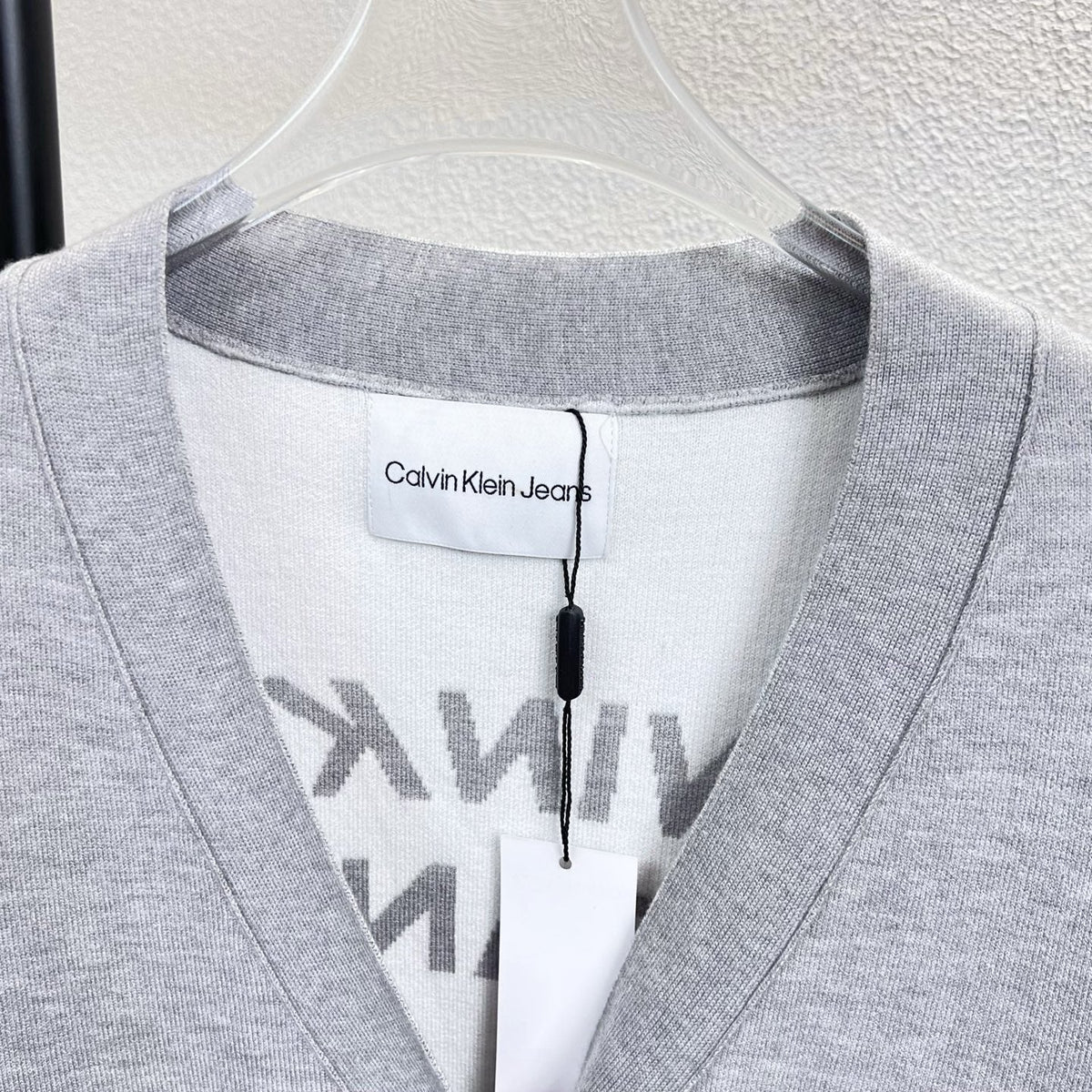 Chest hollow letter embroidered sweater knitted cardigan